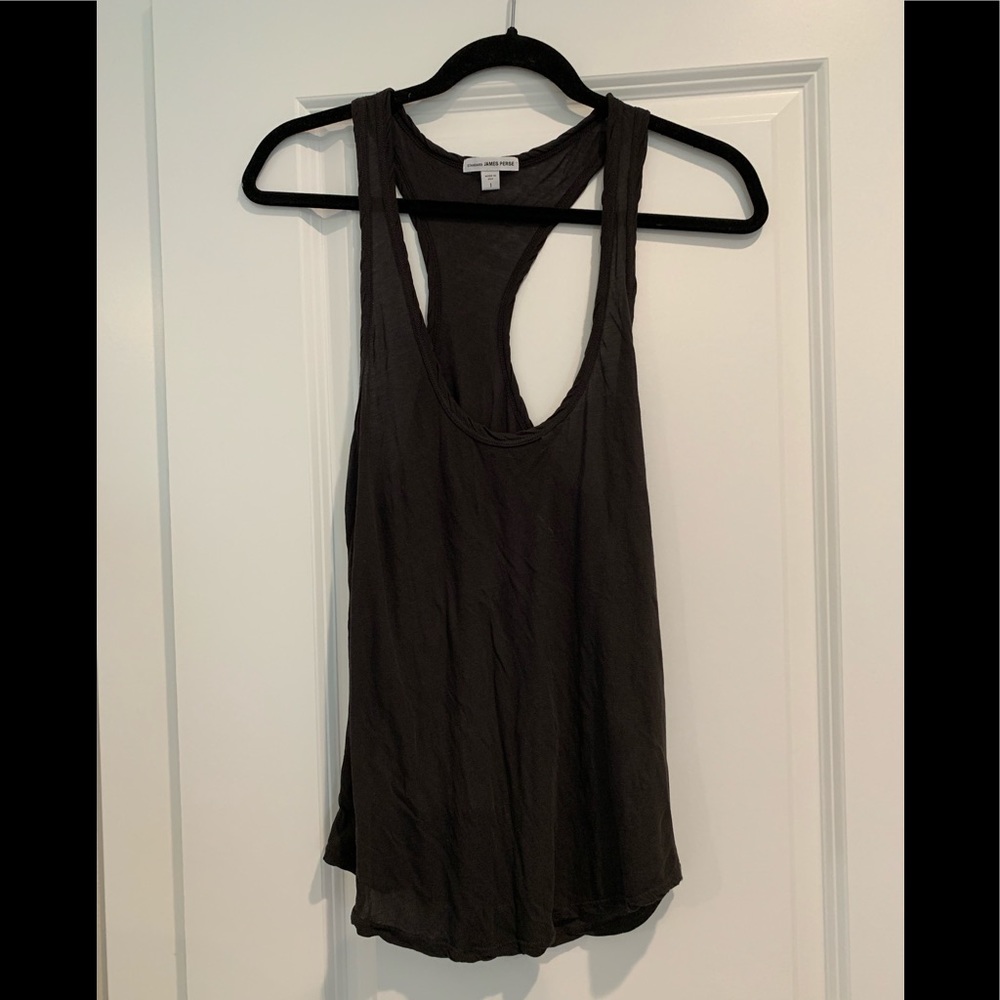 Oversized dark gray tank